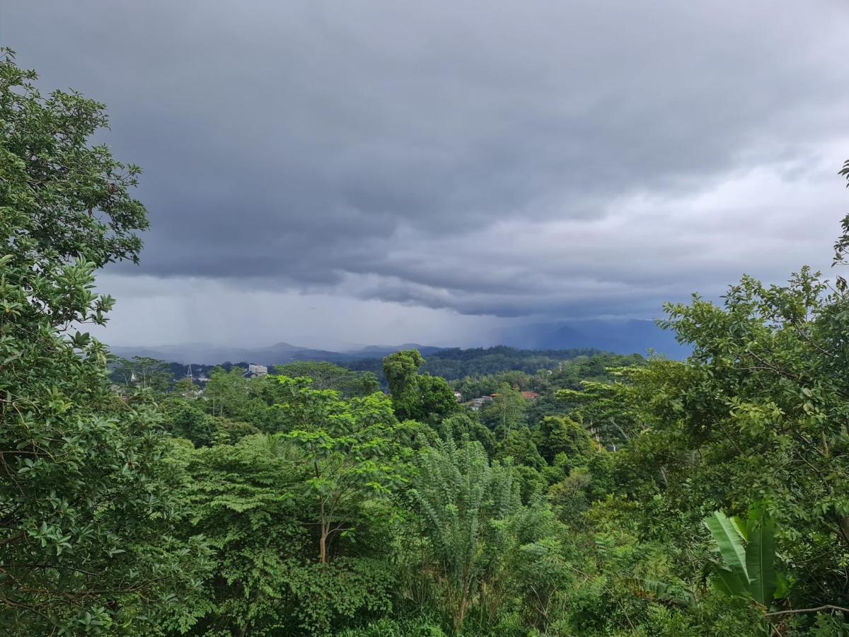 Hello Kandy Homestay Esterno foto