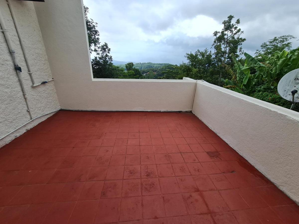 Hello Kandy Homestay Esterno foto