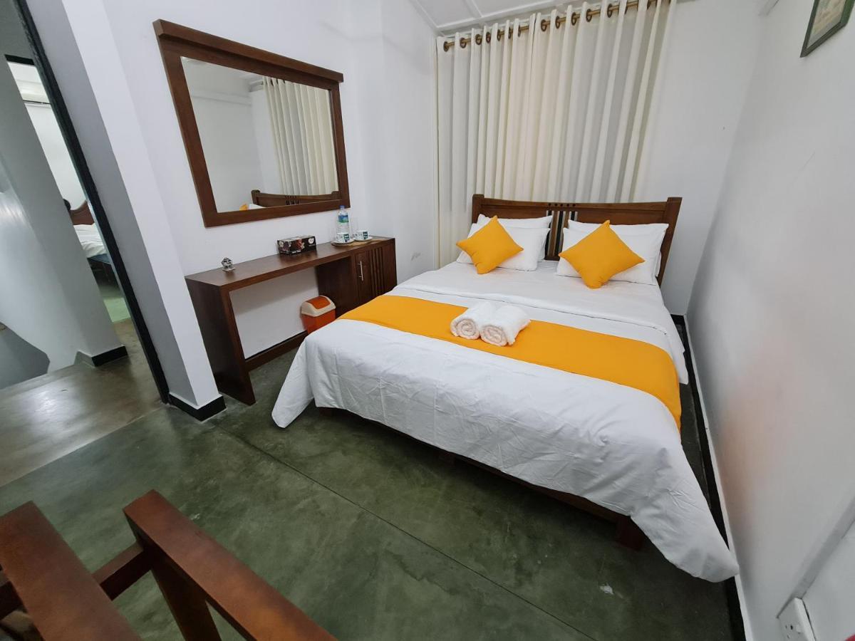 Hello Kandy Homestay Esterno foto