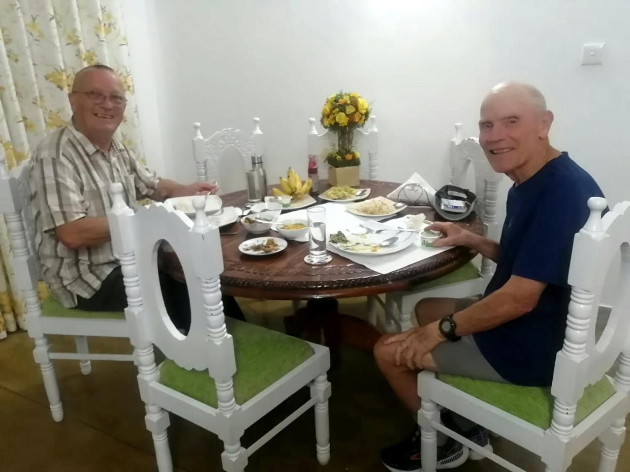 Hello Kandy Homestay Esterno foto