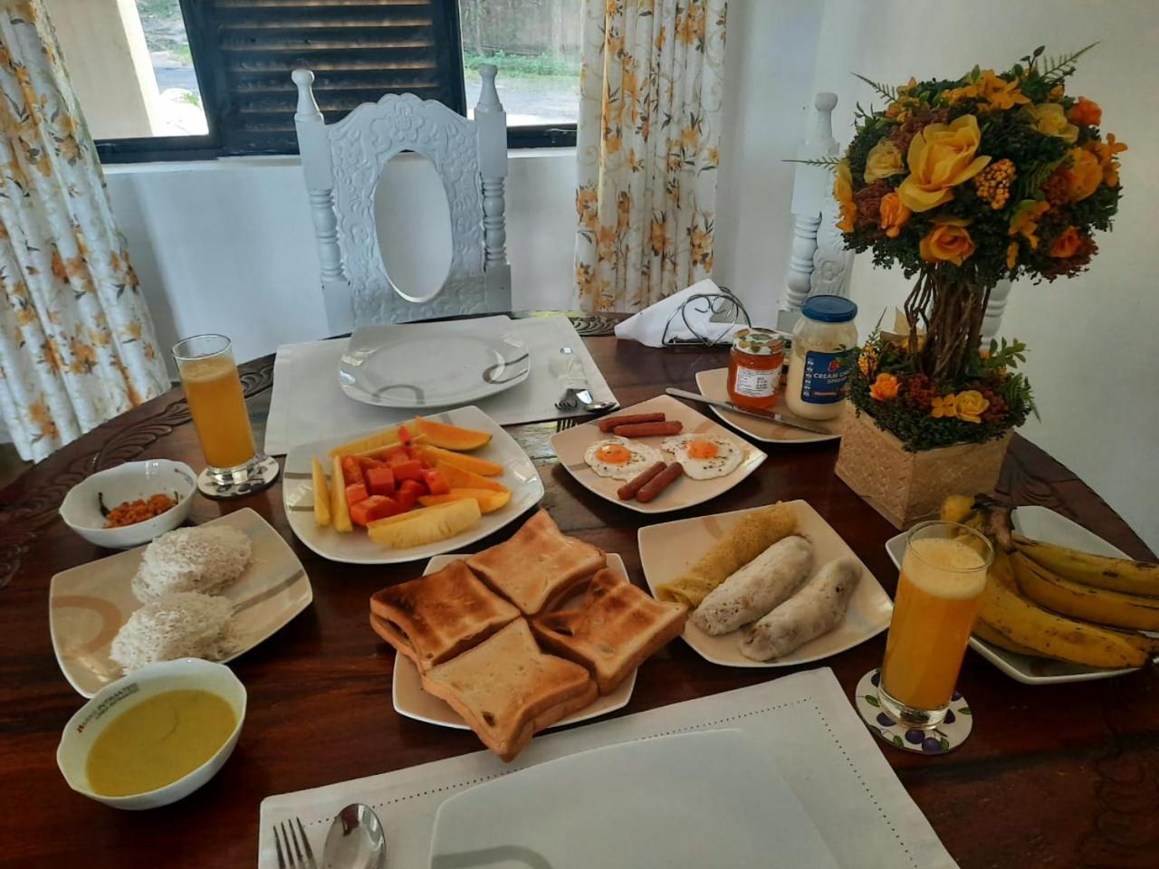 Hello Kandy Homestay Esterno foto
