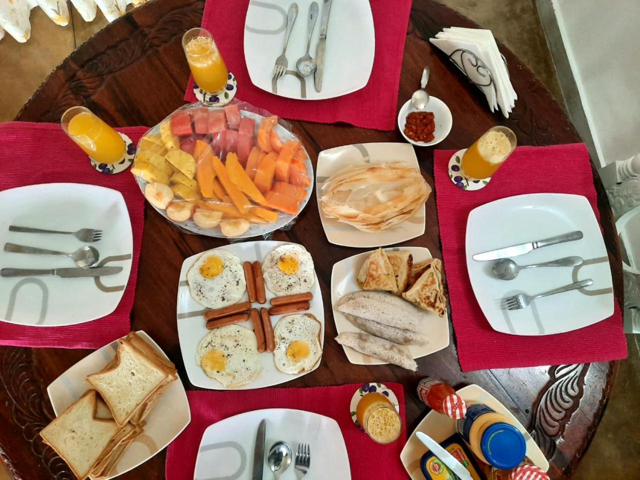 Hello Kandy Homestay Esterno foto